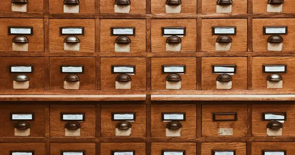 Database Architecture for High-Traffic Applications