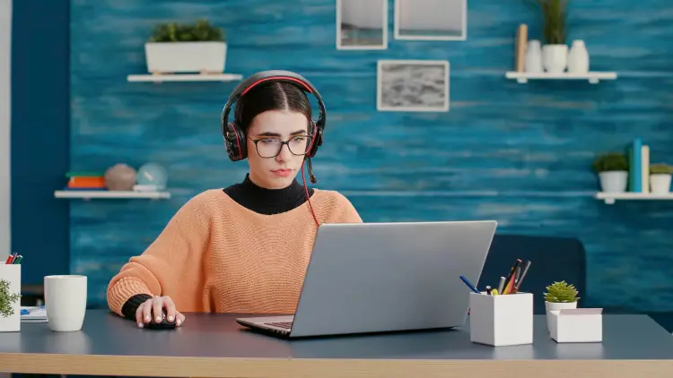Revolutionizing Online Learning: The Rise of Tuition Classes & Exam Platforms